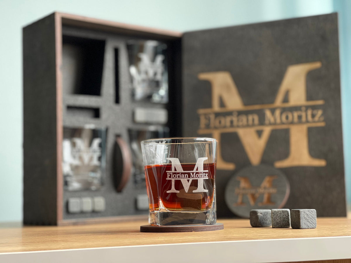 Whiskey Glasses, Father's Gift, Gift for Father, Custom whiskey glass, Christmas Gift, Whiskey Set with Whiskey Stones, Bourbon glasses