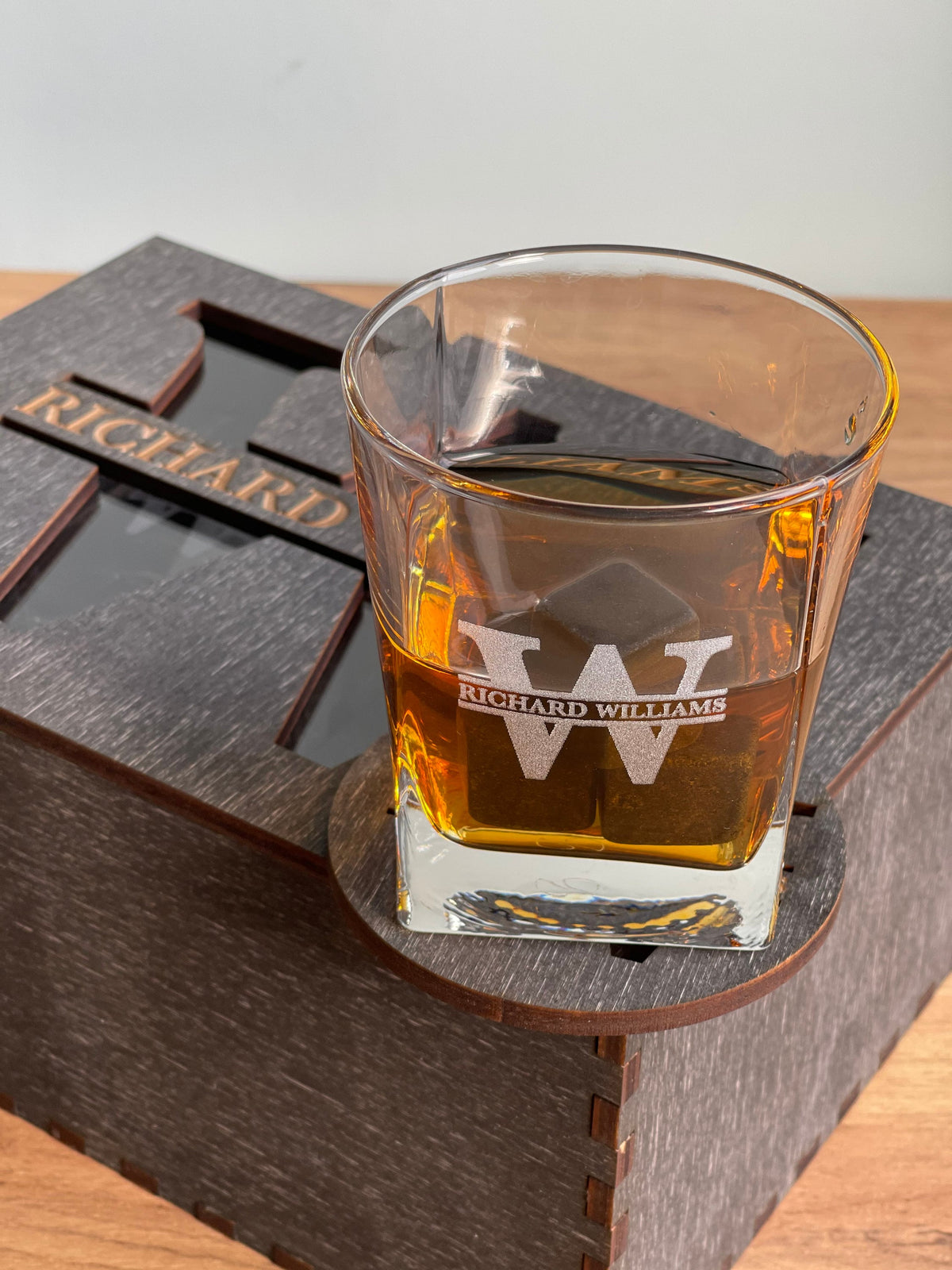 Whiskey glasses, Custom whiskey glass, Bourbon glasses, Personalized glasses, Engraved glasses, Christmas gift, Father's gift, Whiskey gift