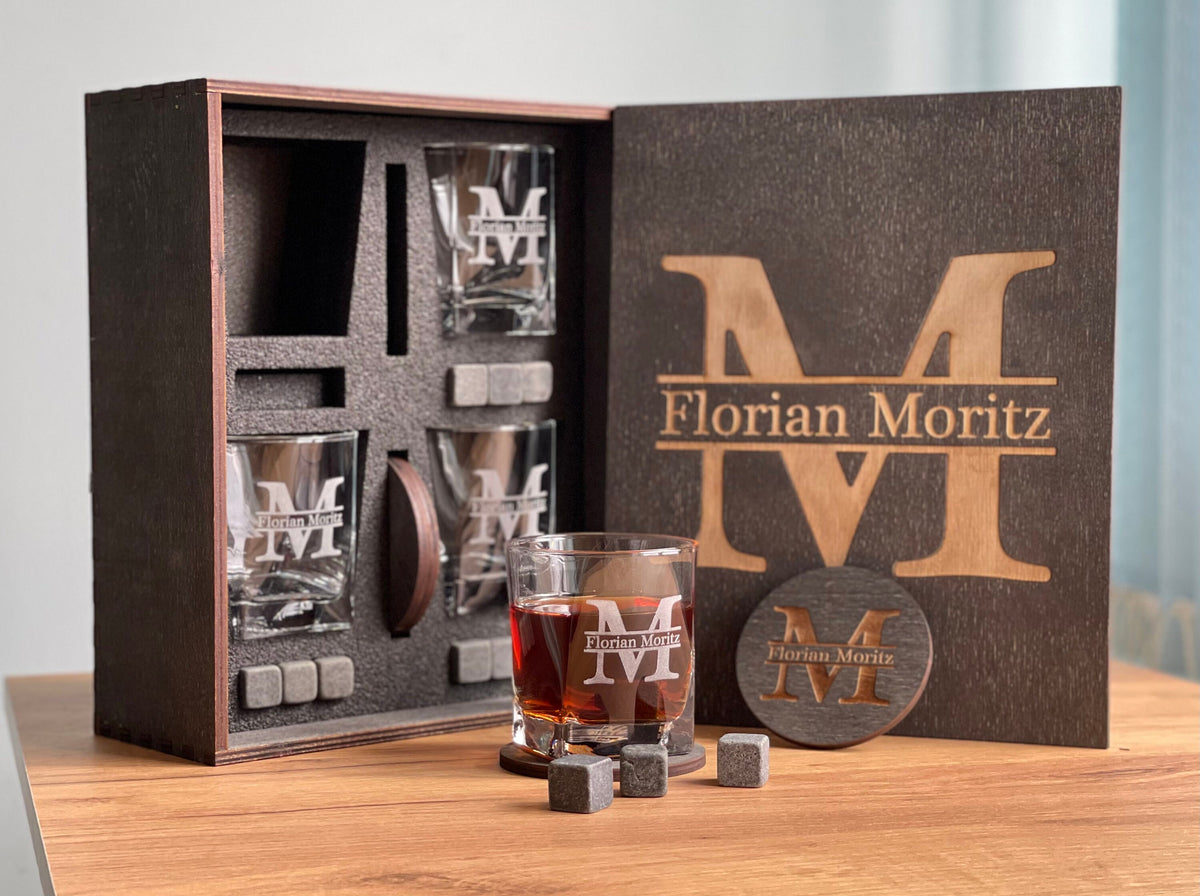 Whiskey Glasses, Father's Gift, Gift for Father, Custom whiskey glass, Christmas Gift, Whiskey Set with Whiskey Stones, Bourbon glasses