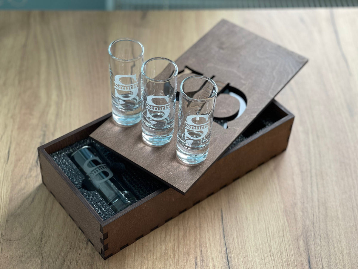 Personalized Shot Glasses, Tequila Glasses, Custom Glasses for Him, Gift For Him, Gift for Her, Christmas Gift, Bestman Gift, Shot Glasses