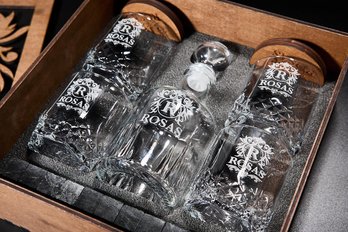 Engraved Decanter, Whiskey Decanter Set, Father's Gift, Christmas Gift, Bourbon Glasses, Whiskey Glasses, Whiskey Gift, Bar Whiskey Glasses