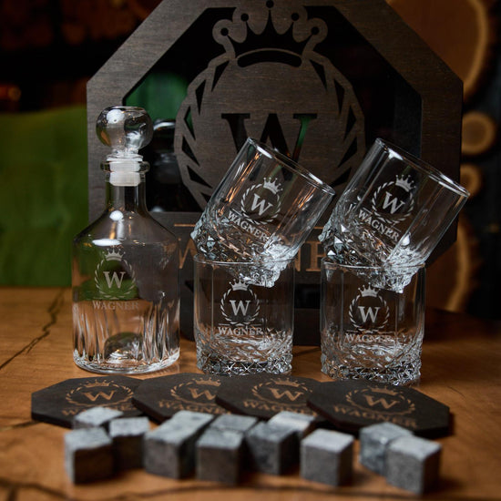 Personalized Whiskey Decanter Set, Custom Engraved Bourbon Gift, Father's Day Whiskey Gift Set, Whiskey Glasses, Christmas Gift, Whiskey Set